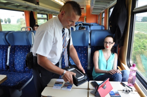 ZSSK pre zhoršujúcu sa situáciu opäť zatvára svoje Zákaznícke centrá