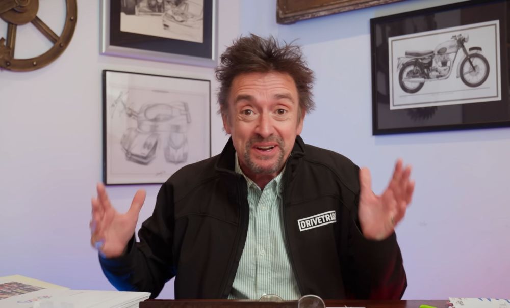 Bývalý moderátor z Top Gearu má zaplatiť 999 libier za prekročenie rýchlosti (VIDEO)