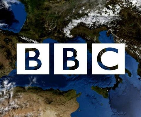 BBC prepust&iacute; cez desatinu zamestnancov, zru&scaron;&iacute; až 2000 miest