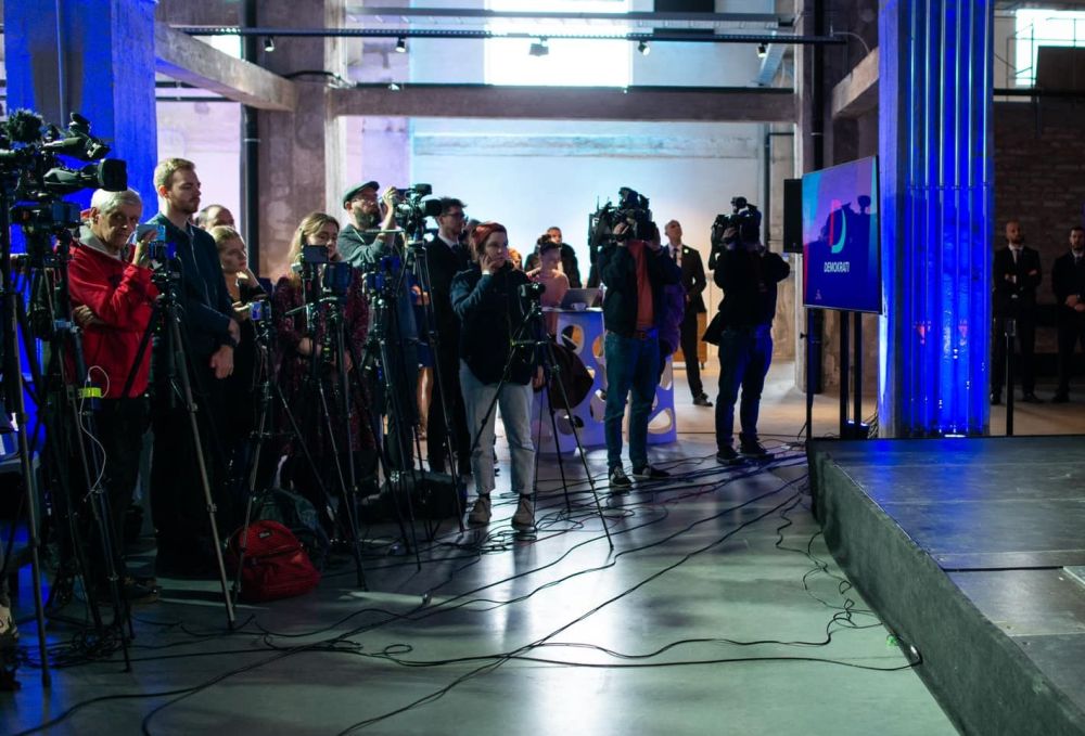 Komisia v prípade slobody médií na Slovensku upozorňuje na obmedzený alebo žiaden pokrok