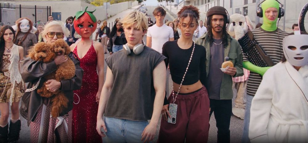Kampaň s Rhian Teasdale: Nenechajte sa unášať očakávaniami okolia ani nevyžiadanými radami (VIDEO)
