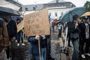 Matovič po Ficovej utajenej spr&aacute;ve SIS: SISka po celom Slovensku sleduje ľud&iacute;, ktor&iacute; sa občiansky angažuj&uacute;