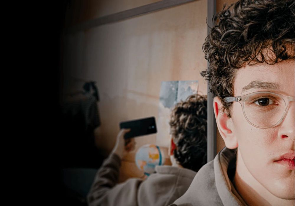 Radikaliz&aacute;cia mlad&yacute;ch zač&iacute;na nen&aacute;padne. Je to tich&aacute; hrozba, ktor&aacute; zač&iacute;na online