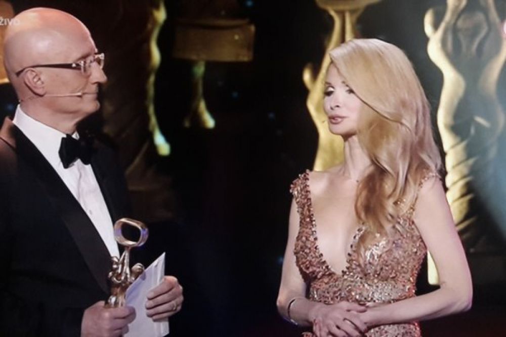 Do vedenia STVR nast&uacute;pila moder&aacute;torka Mečiarov&yacute;ch m&iacute;tingov