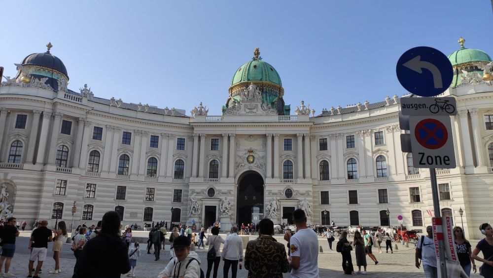 &Scaron;&eacute;f rak&uacute;skej ORF odst&uacute;pil z funkcie kv&ocirc;li obvineniu z obťažovania