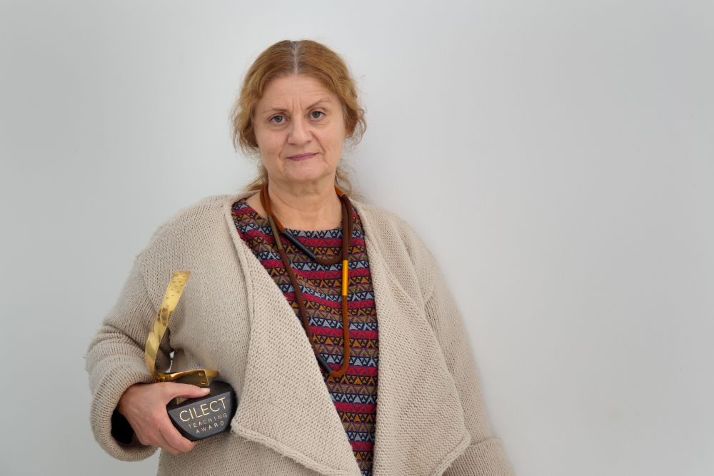 Cenu Slnko v sieti za v&yacute;nimočn&yacute; pr&iacute;nos slovenskej audiovizu&aacute;lnej kult&uacute;re si odnesie Zuzana Gindl-Tat&aacute;rov&aacute;