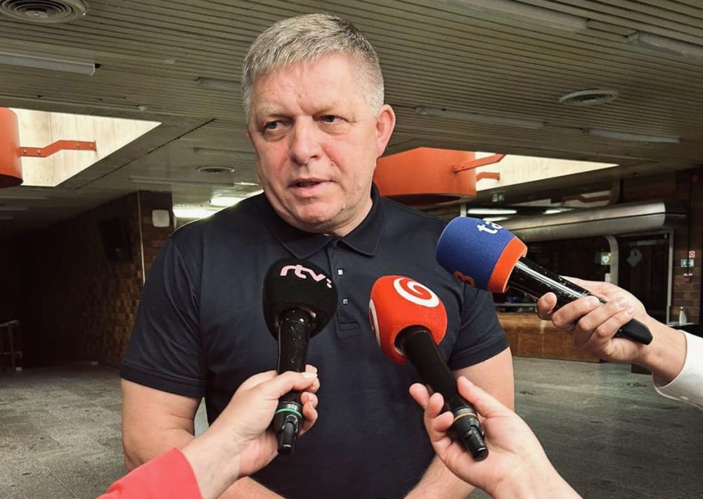 Robertovi Ficovi a jeho rodinným príslušníkom prišla výhražná správa