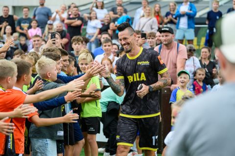 Futbal v meste spojil &scaron;portov&yacute;ch fan&uacute;&scaron;ikov, fin&aacute;le prinieslo s&uacute;boje talentov a nap&iacute;nav&eacute; momenty (FOTO)