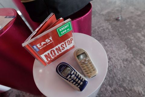 Easy od Telekomu: ikonick&aacute; predplaten&aacute; karta prich&aacute;dza sp&auml;ť v modernej podobe