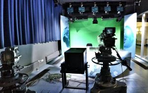 Izraelsk&yacute; &uacute;tok na ir&aacute;nsku &scaron;t&aacute;tnu telev&iacute;ziu podľa nej zabil najmenej troch ľud&iacute;