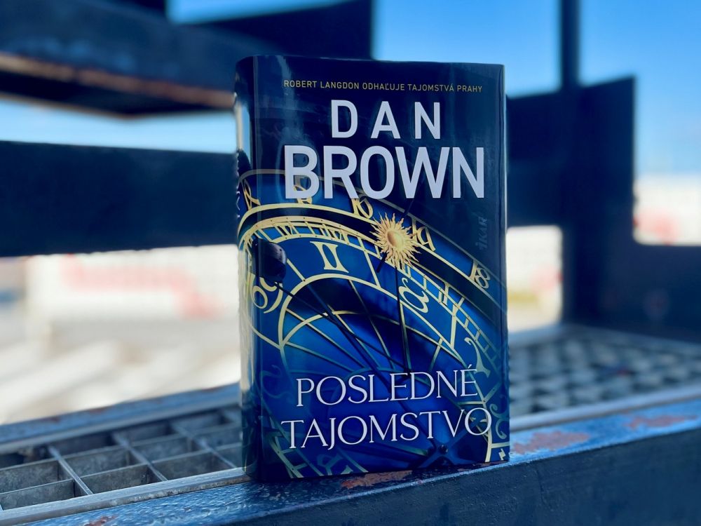 Dan Brown sa vracia! Je tu triler Posledn&eacute; tajomstvo, ktor&yacute; sa odohr&aacute;va v Prahe (VIDEO)